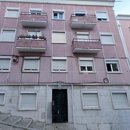 Апартаменты Retreat By The River, By Timecooler