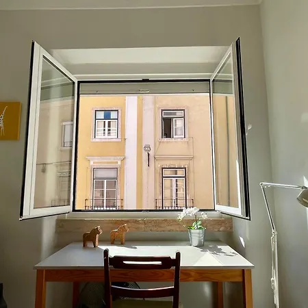 Апартаменты Retreat By The River, By Timecooler *