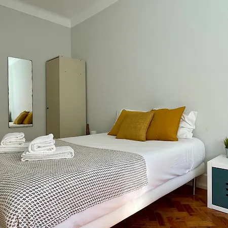 Daire Retreat By The River, By Timecooler Lisboa