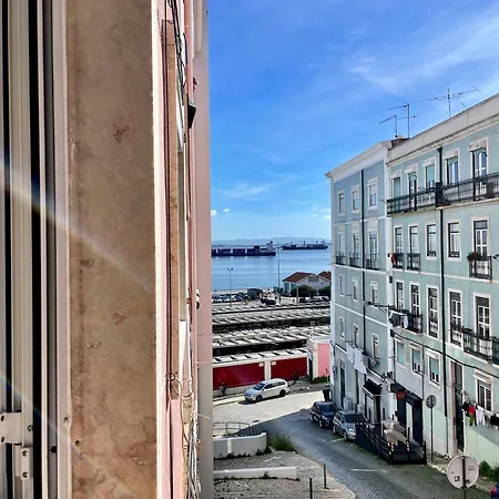 Retreat By The River, By Timecooler Lisboa