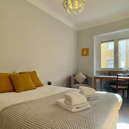 Daire Retreat By The River, By Timecooler *